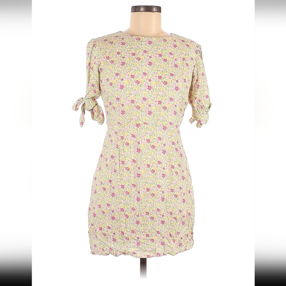 Charlie Holiday Dress 8 Floral Rayon Mini Sun Feminine Chic Coquette - Picture 4 of 16